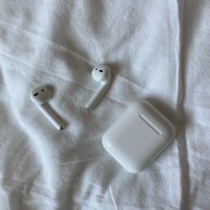Apple airpods